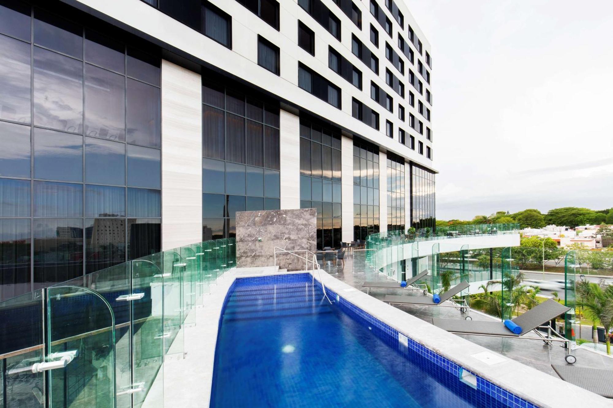 Hilton Garden Inn Mérida Exterior foto